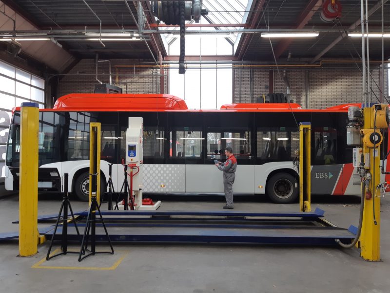 EBS Bus in werkplaats